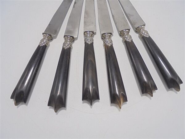 Set de 6 anciens couteaux