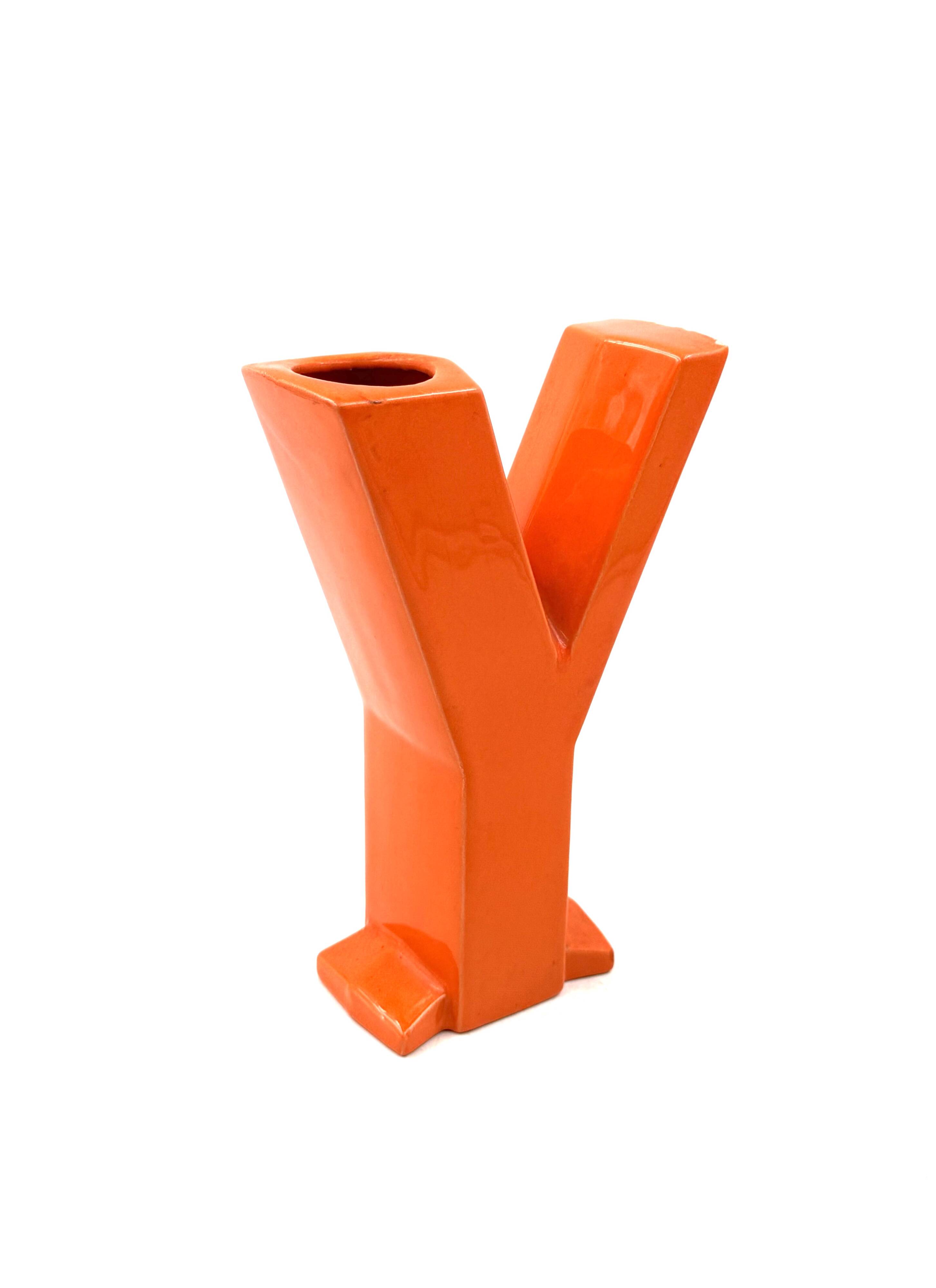 Space age orange Y solifleur vase, Marcel Radureau France 1970