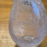 Small bubbled vase in blown glass