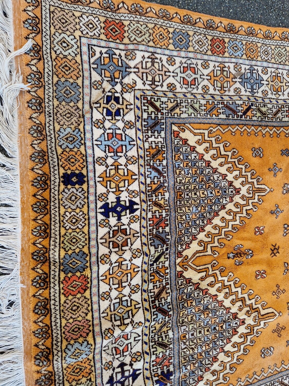 Berber style carpet