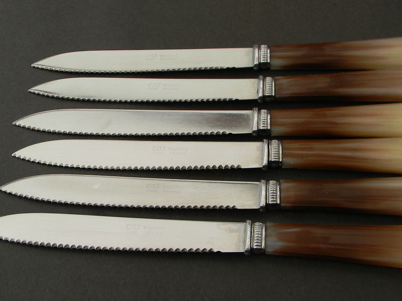 Lot de 6 couteaux vintage lame inox Thiers France