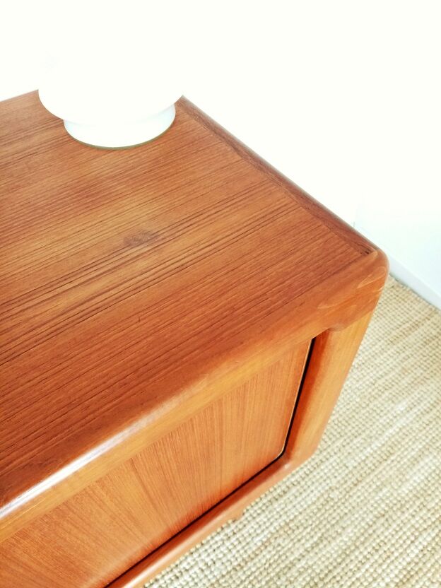 Paire de chevets scandinave en teck à rideau