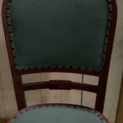 Chaise bistrot ancienne