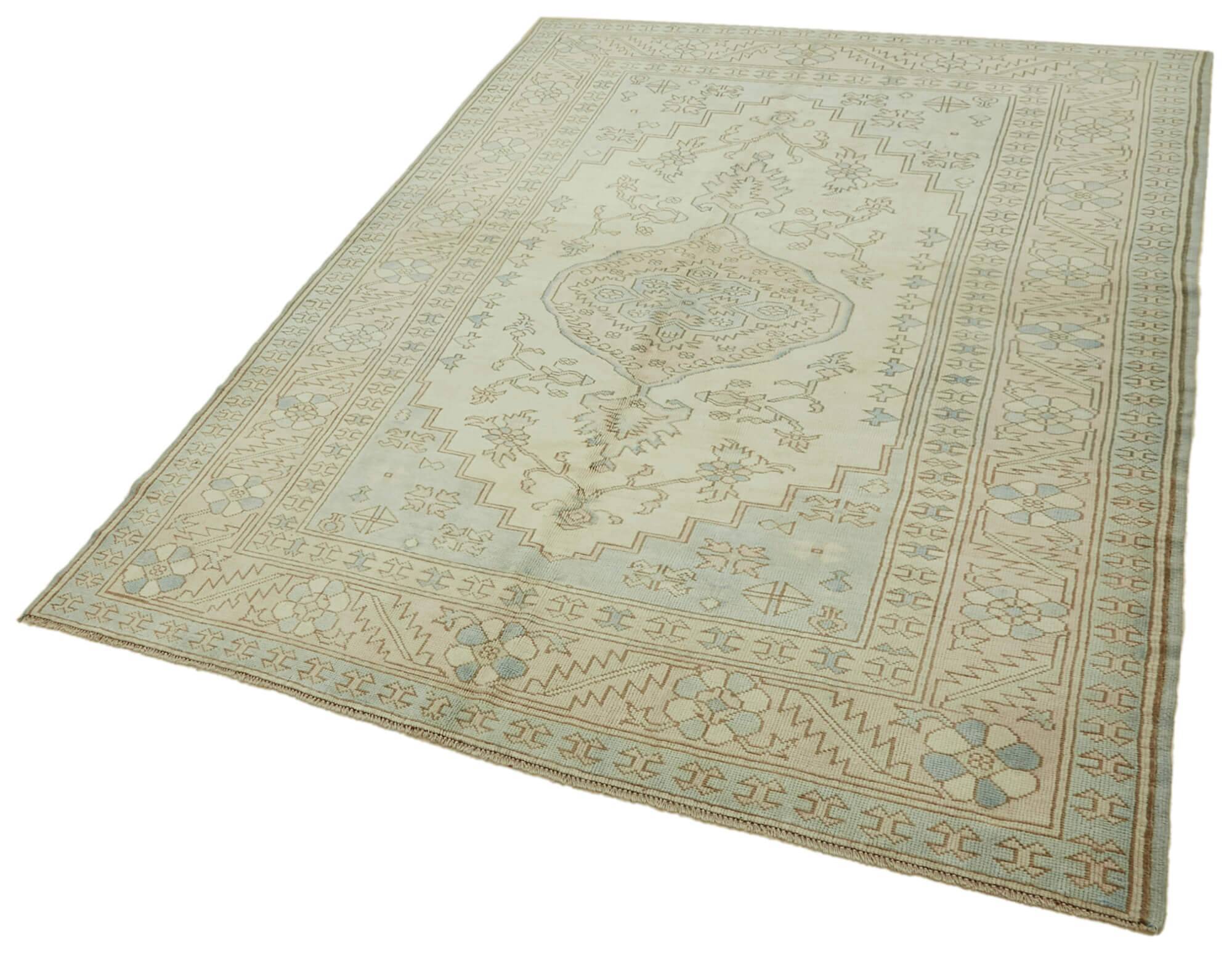 Turkish Vintage Anatolian Rug 200 cm x 291 cm