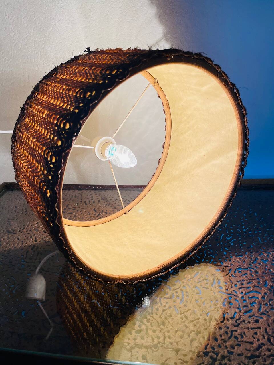 Vintage sisal / jonc de mer pendant light circa 1970's