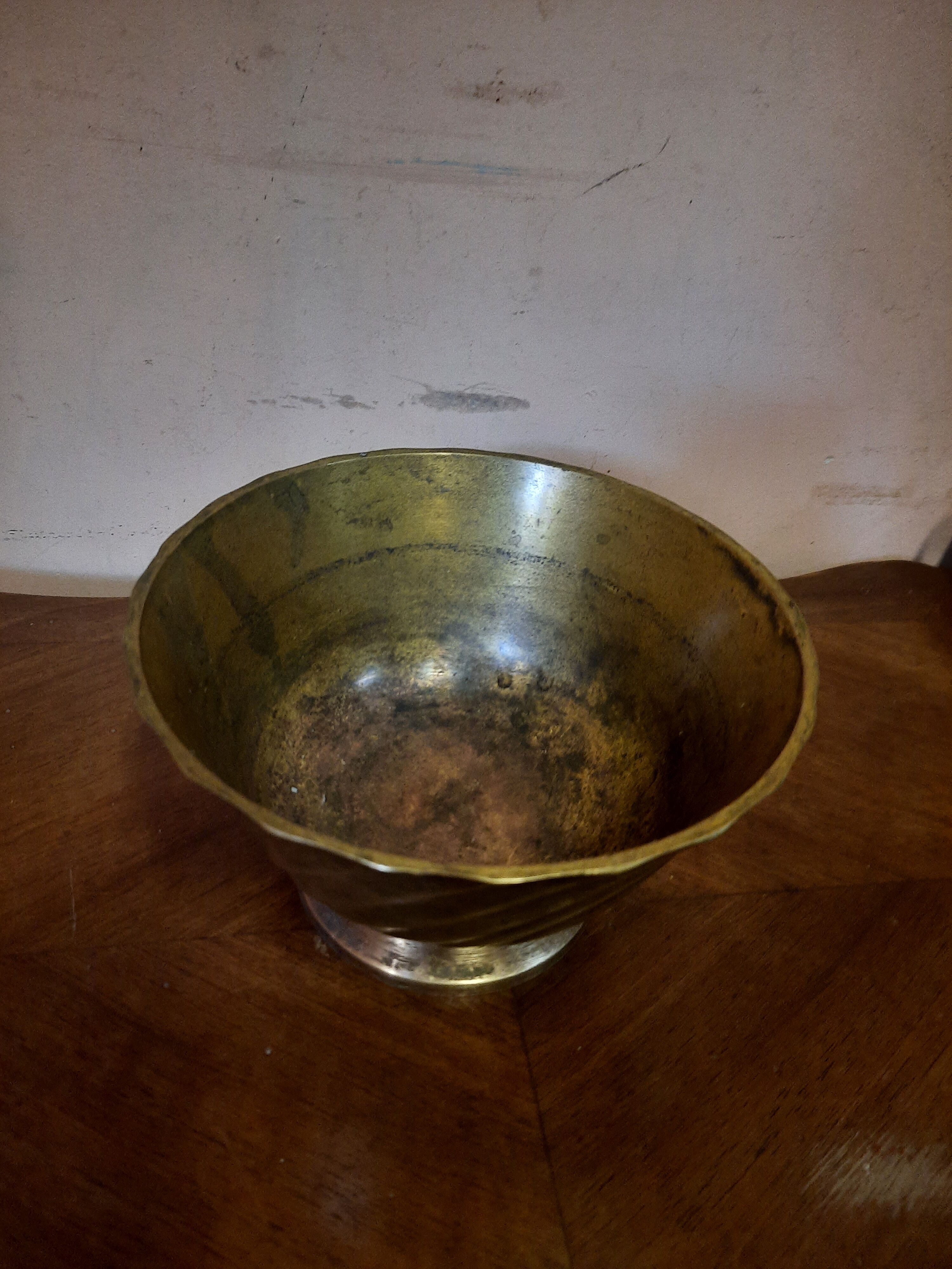 Brass pot cover