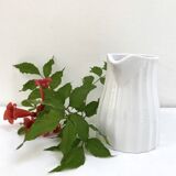 Pichet graphique / Vase en porcelaine