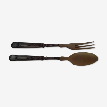 Pair of cutlery to salad horn and silver metal year 30.