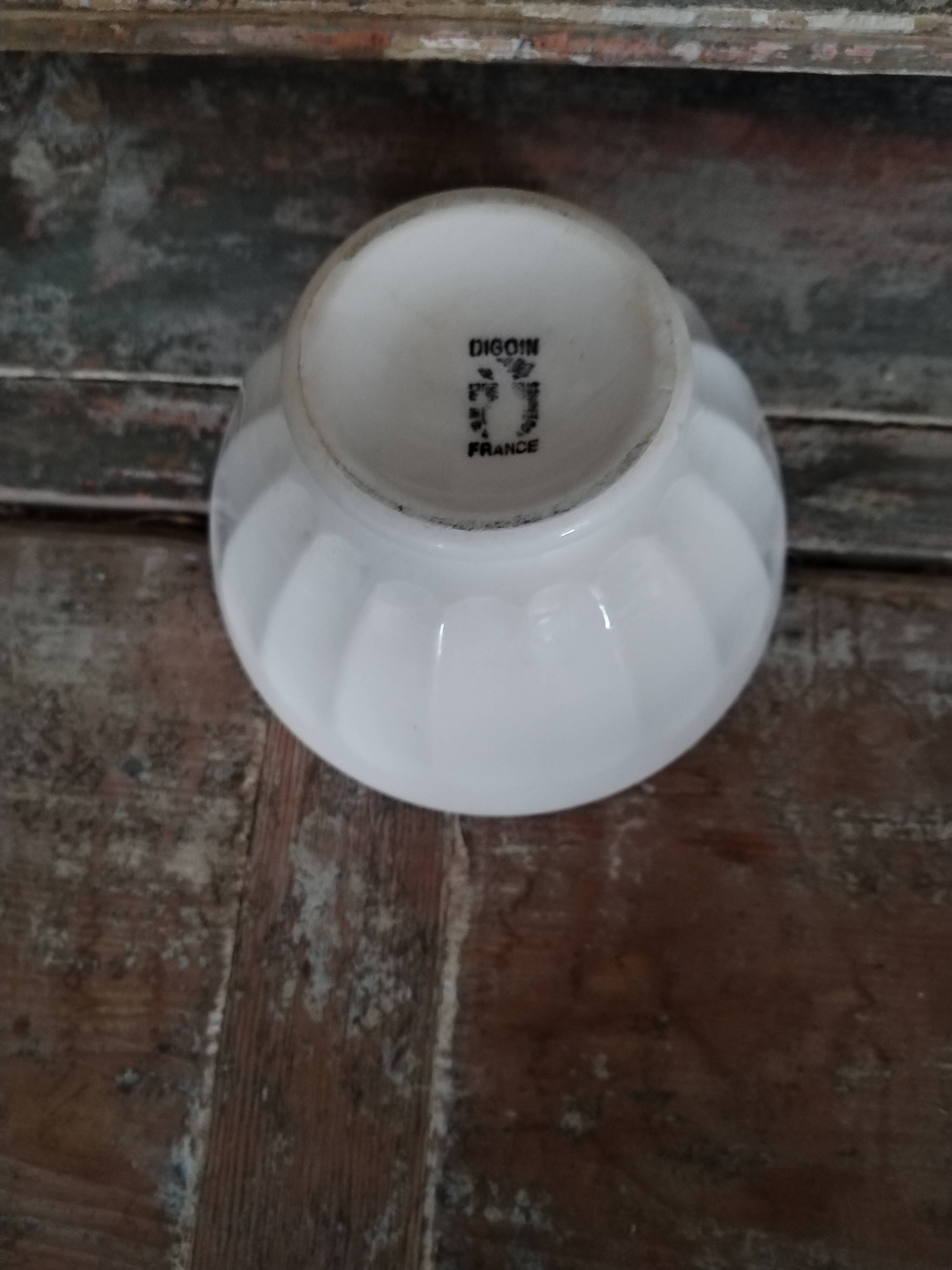 Bol blanc, 19ème s.