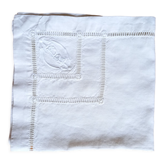 Serviette brodée monogrammée DR