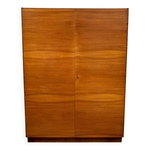 Garde-robe vintage Up-Zavody,