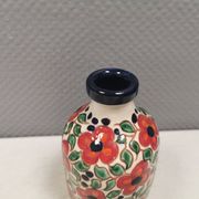 A mid-century vase with painted flowers. Portugal, 1950-60s. Majolica style