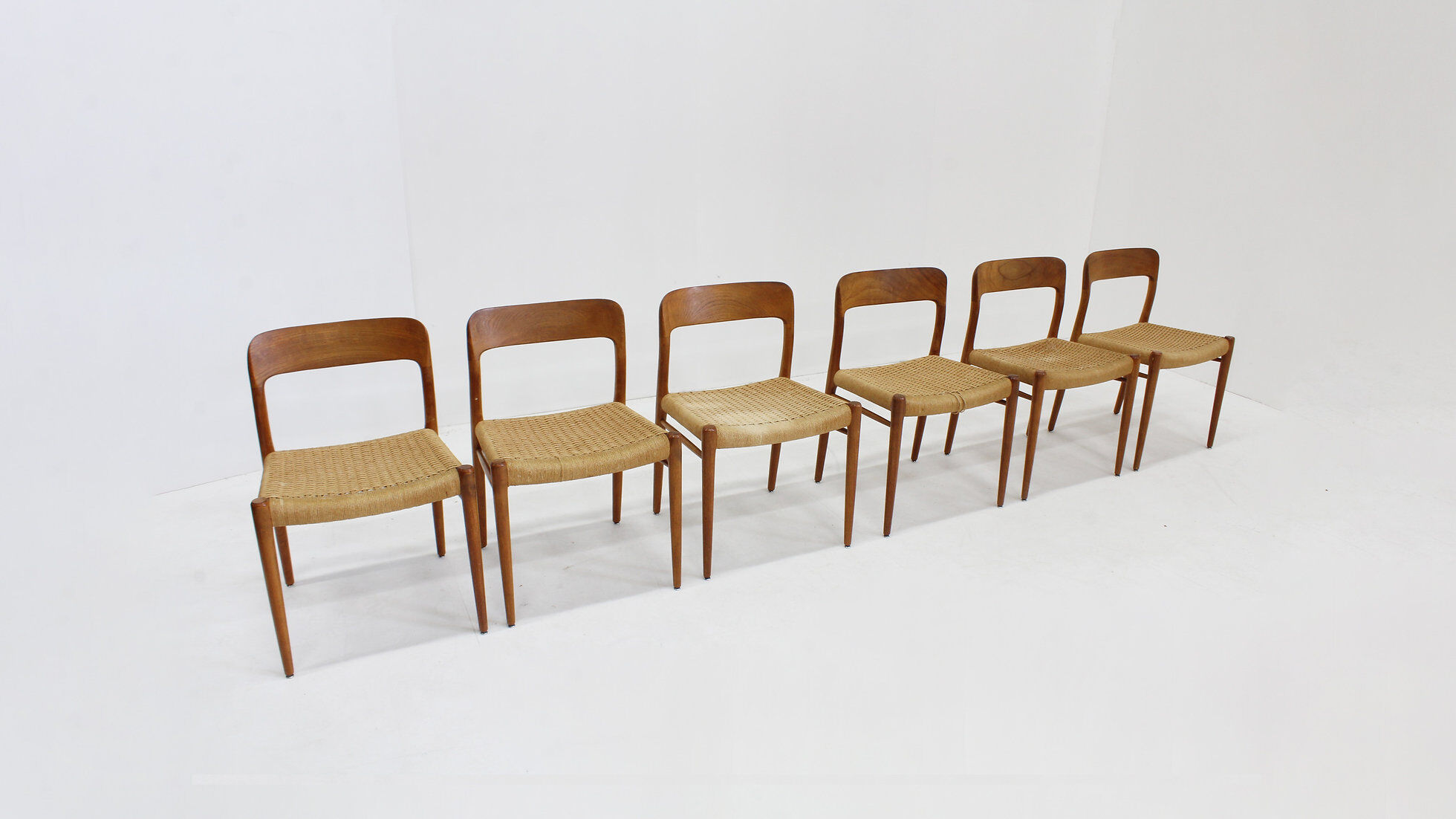 Chaises de salle à manger vintage Modèle 75 par Niels Otto Møller en papercord, ensemble de 6