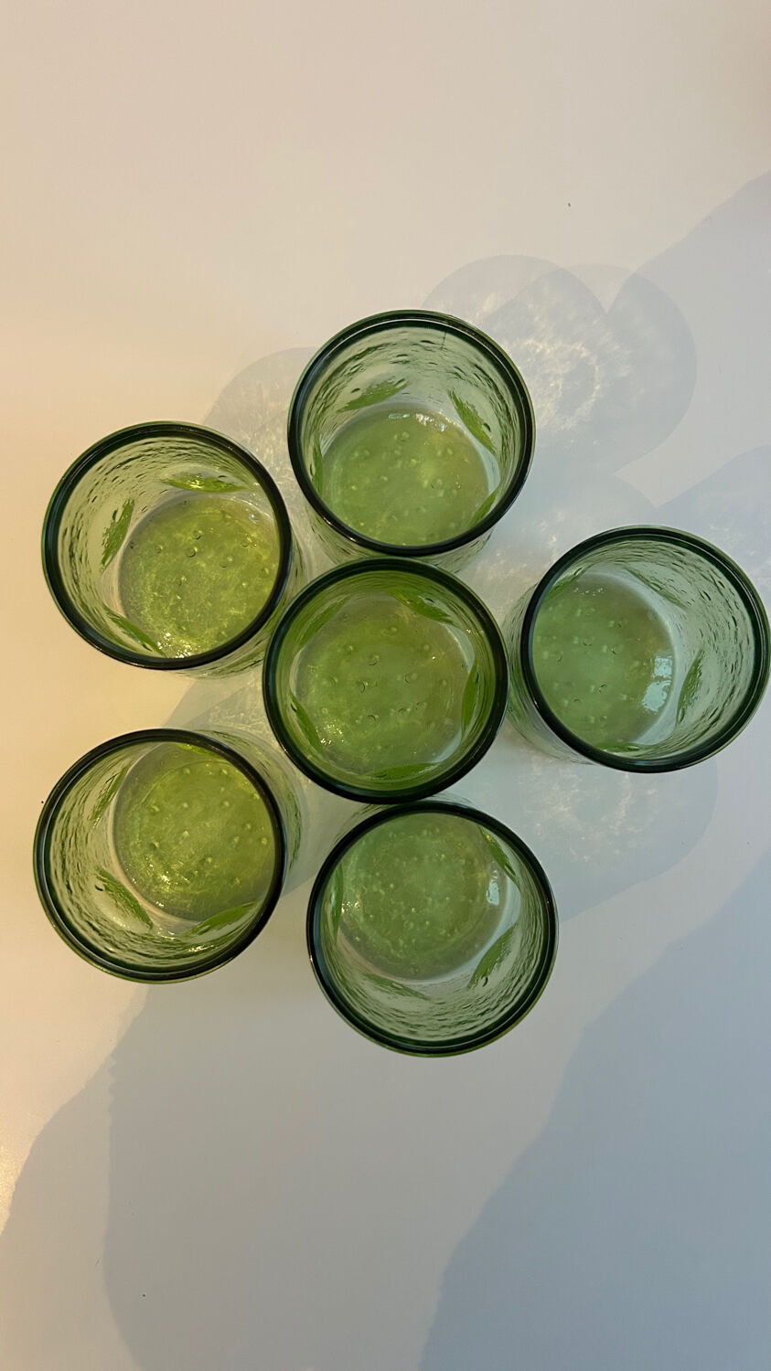 6 vintage bubble glass glasses