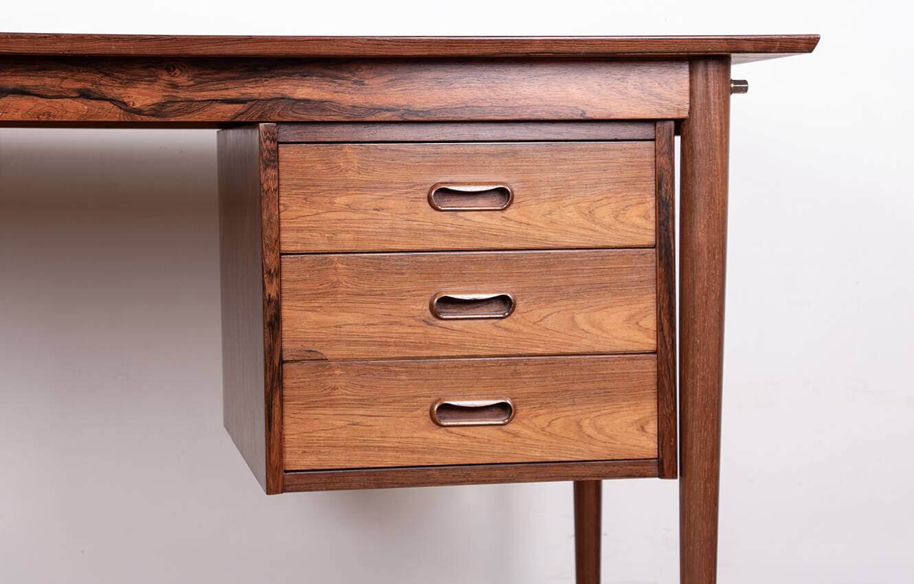 Danish extendable desk, Rosewood and Brass, model OS 51, Arne Vodder.