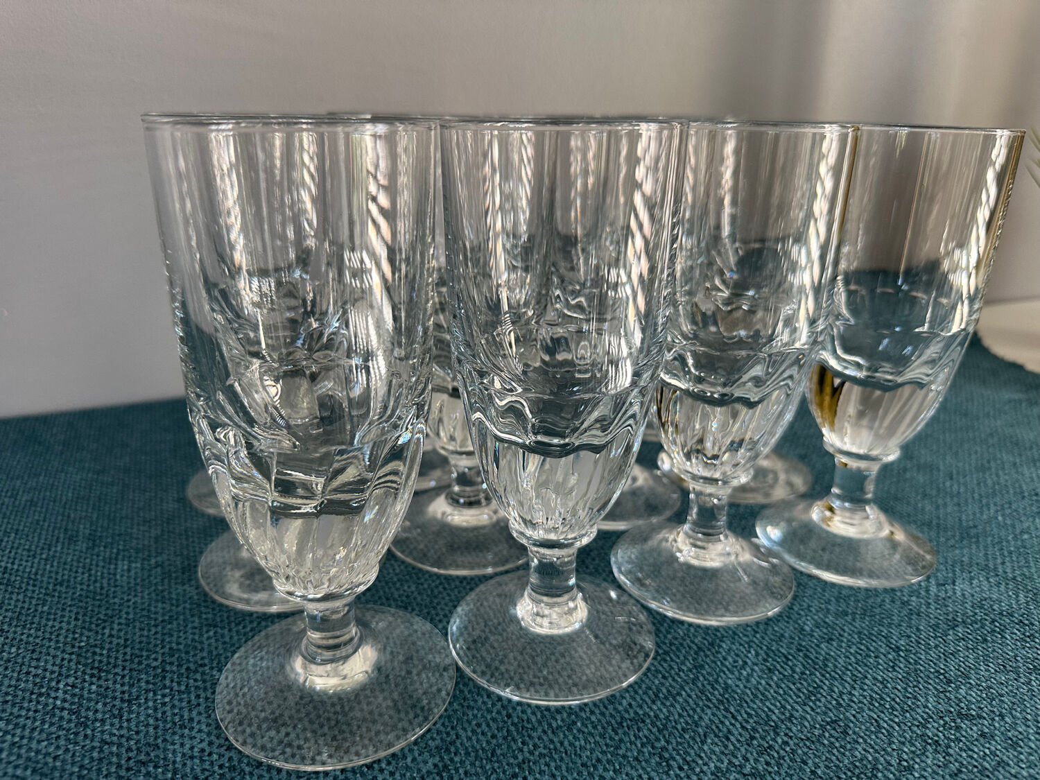 Set of 12 large Baccarat crystal glasses