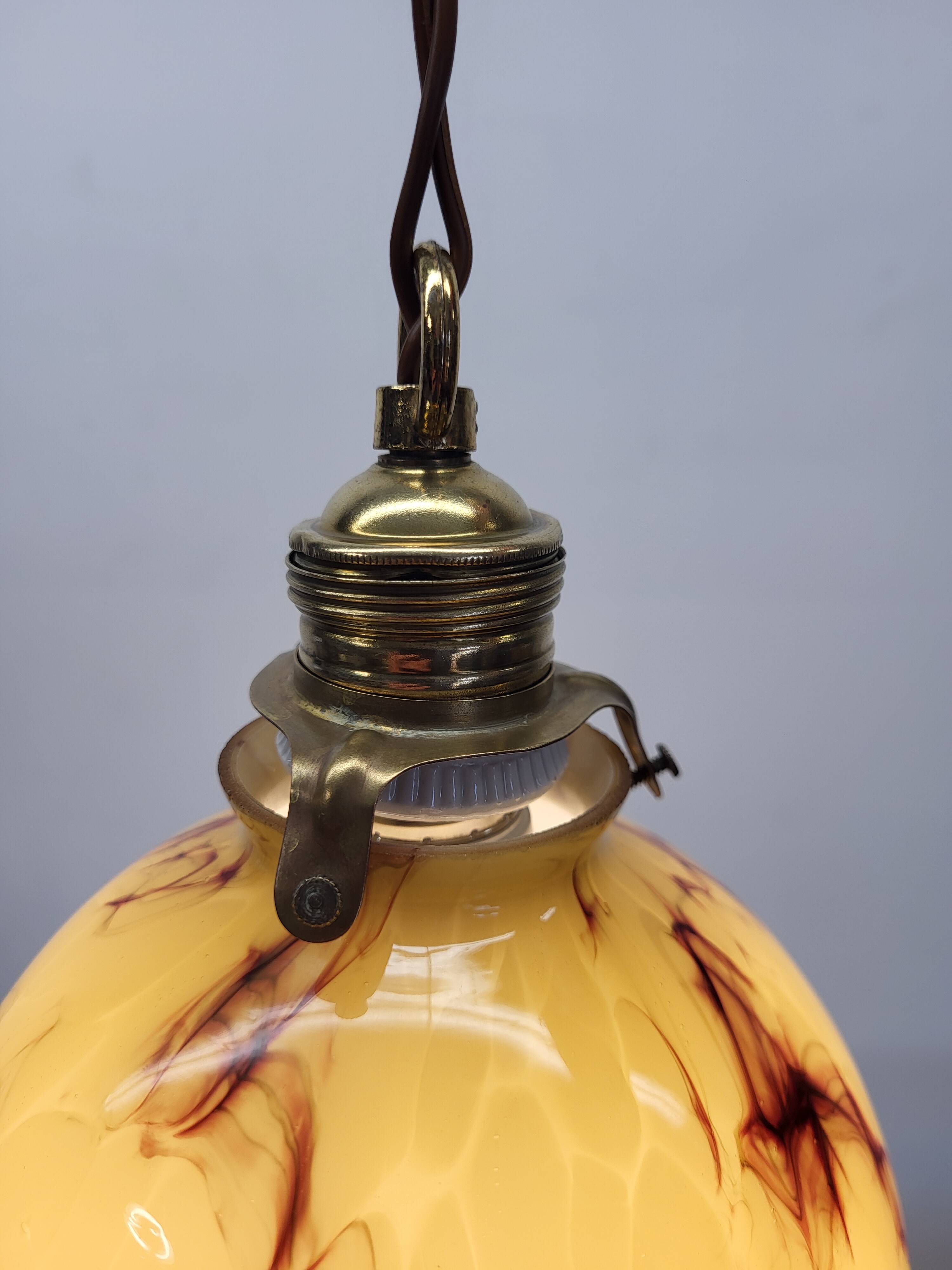 Art Deco lamp in opaline glaze Verreries de Scailmont Henri Heemskerk Belgium