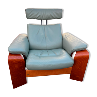 Armchair stressless design