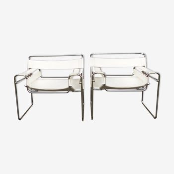 Marcel Breuer's Wassily B 3 armchairs pair in white and chrome leather