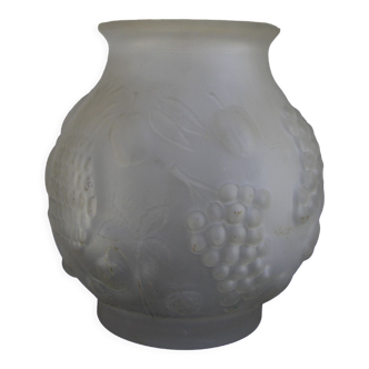 Art Deco vase with fruit motif