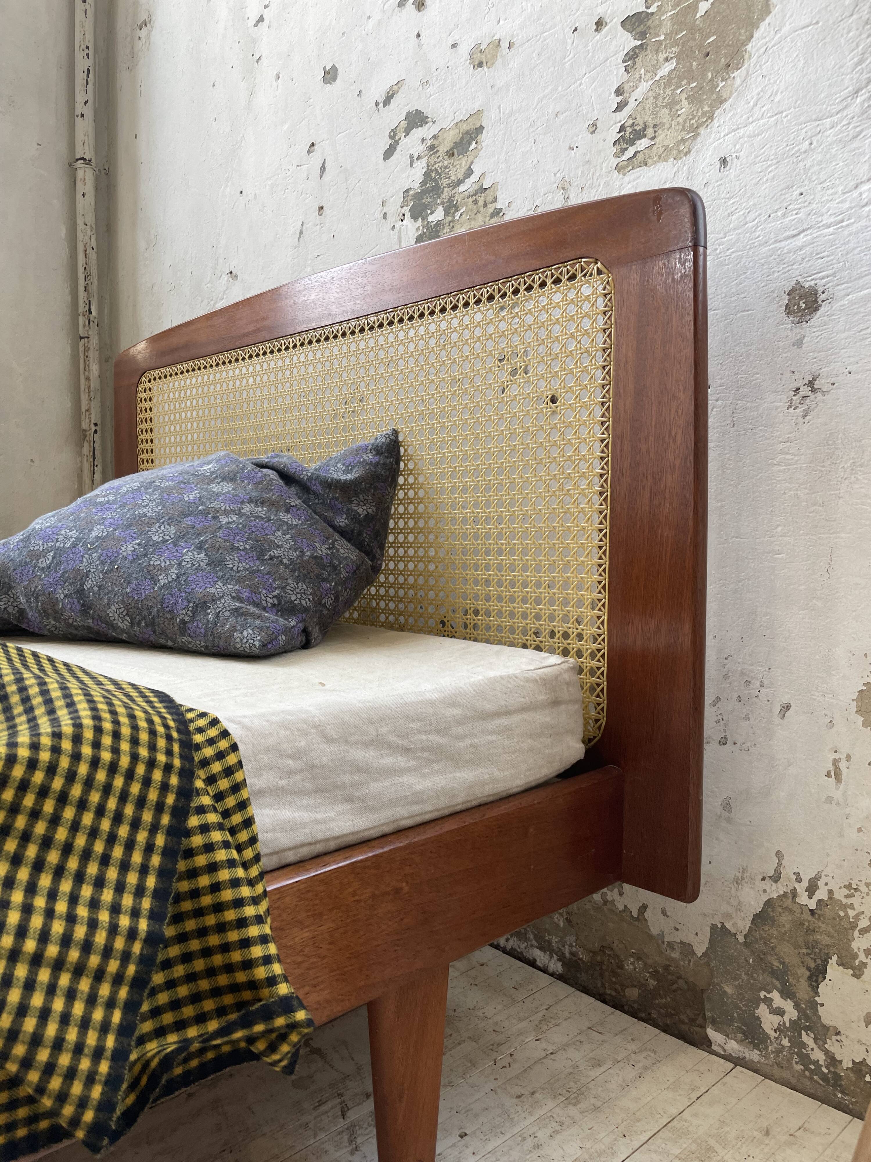 Lit Roset SNA teck et cannage 1 place