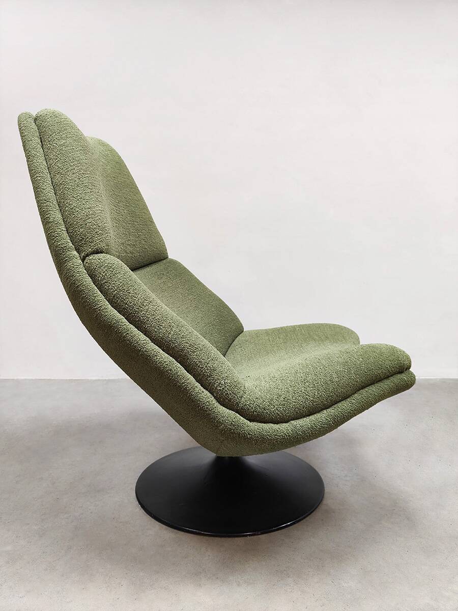 Vintage design swivel chair Artifort Geoffrey Harcourt F588