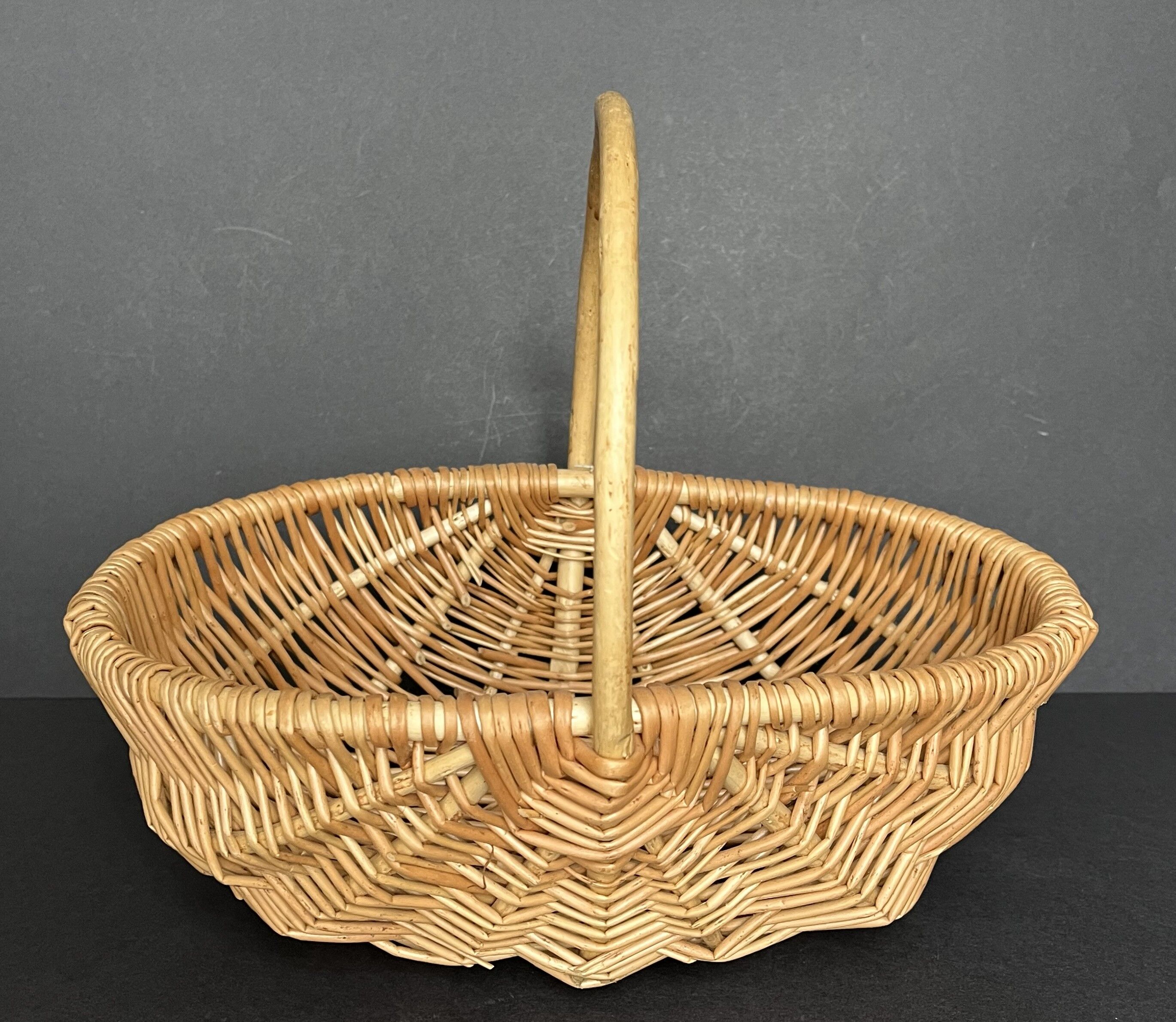 Wicker basket