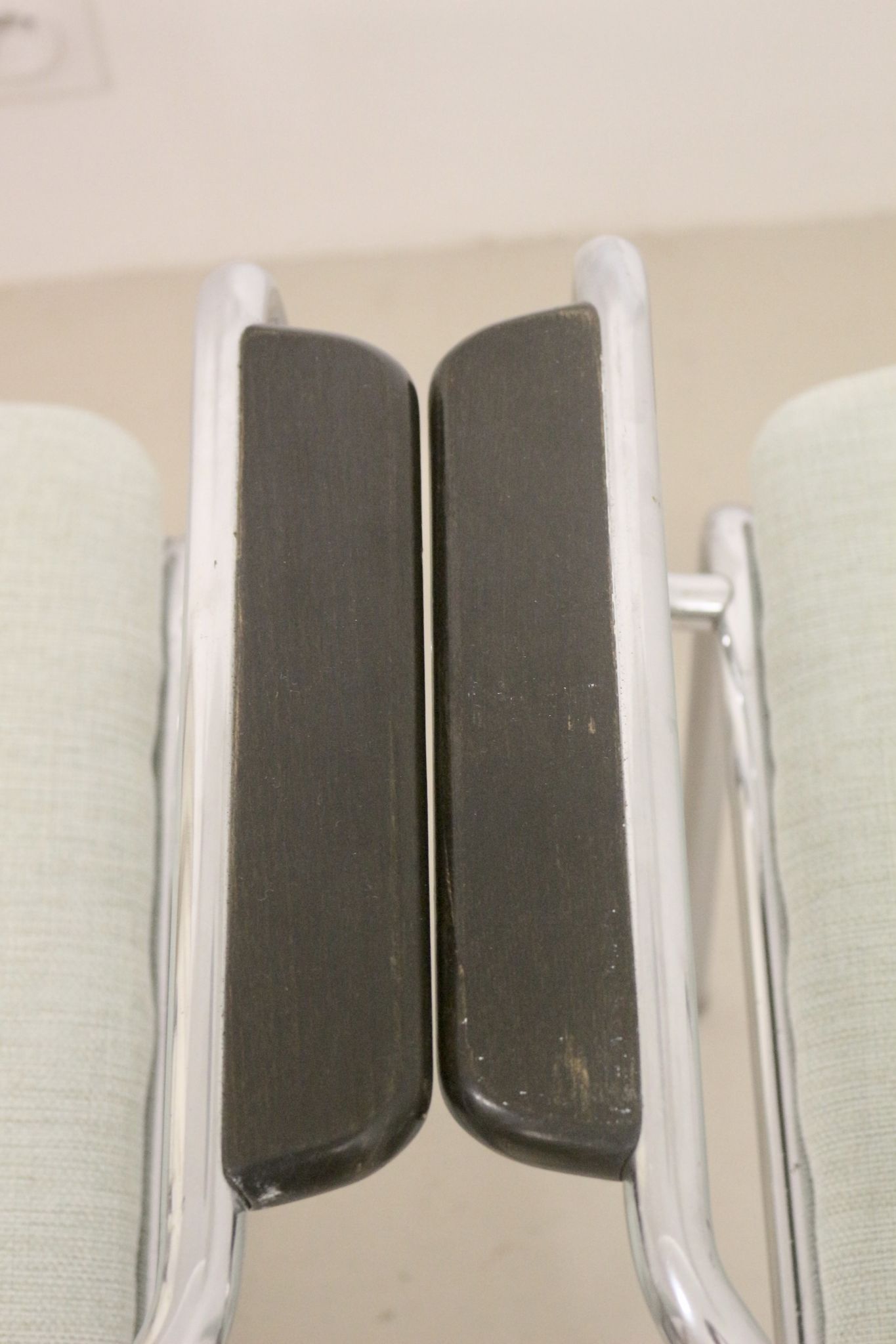 Set de 3 de chaises tubulaires en acier chromé, datant de 1970.Ref Amanda