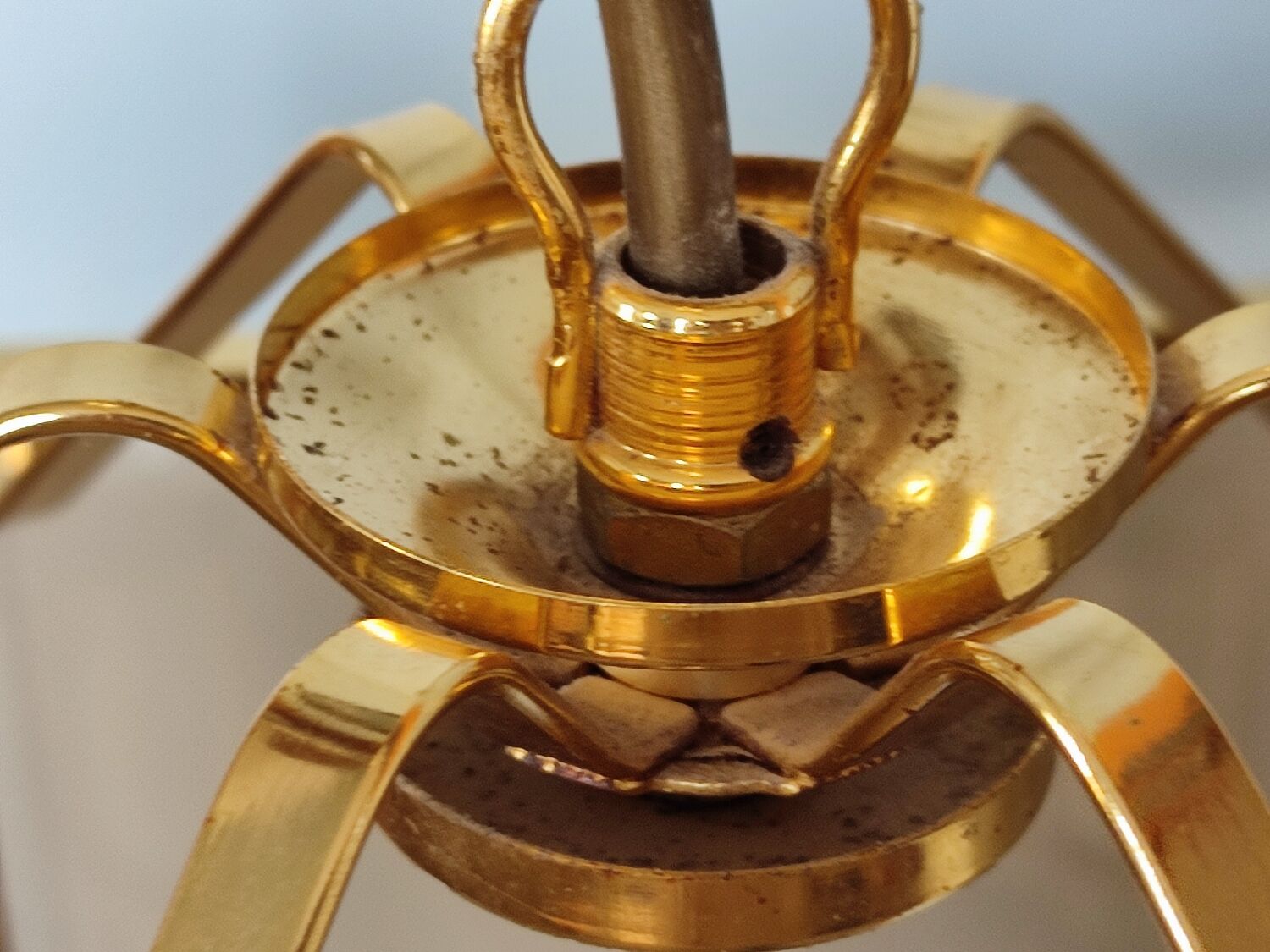 Brass pendant lamp and five-faceted vintage smoked glasses