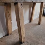 Artisanal workshop in solid wood