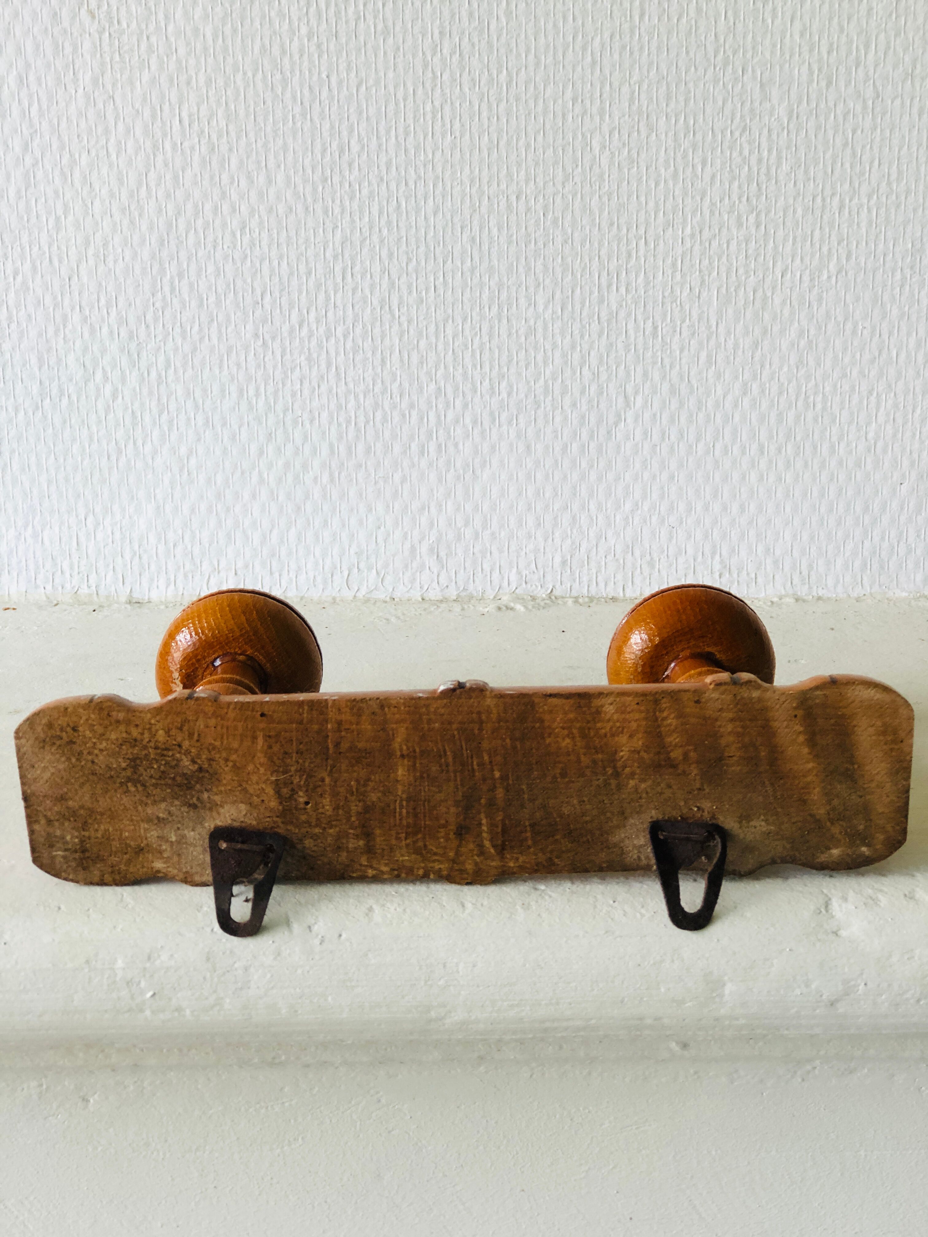 Patère murale en bois