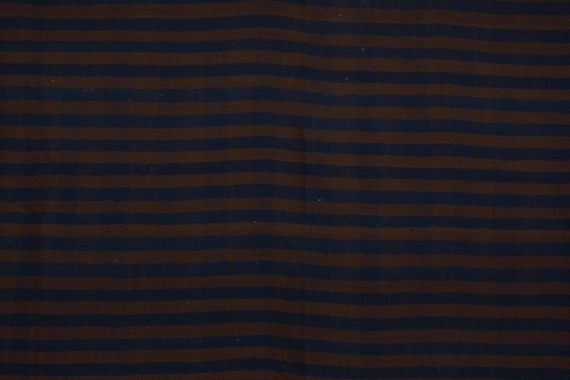 Vintage Turkish kilim, handwoven, 194x302 cm.