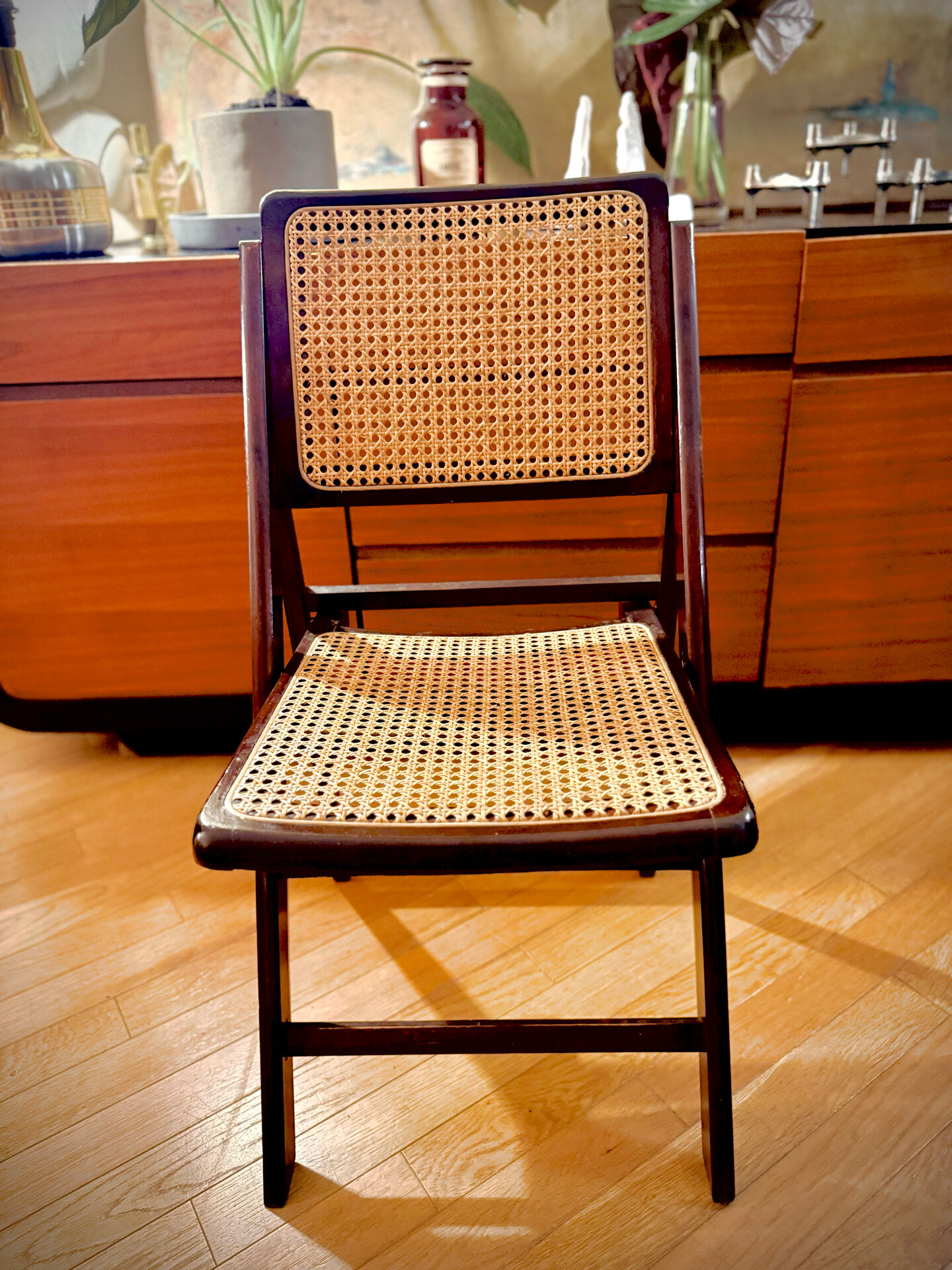 vintage wooden folding chairs with caning