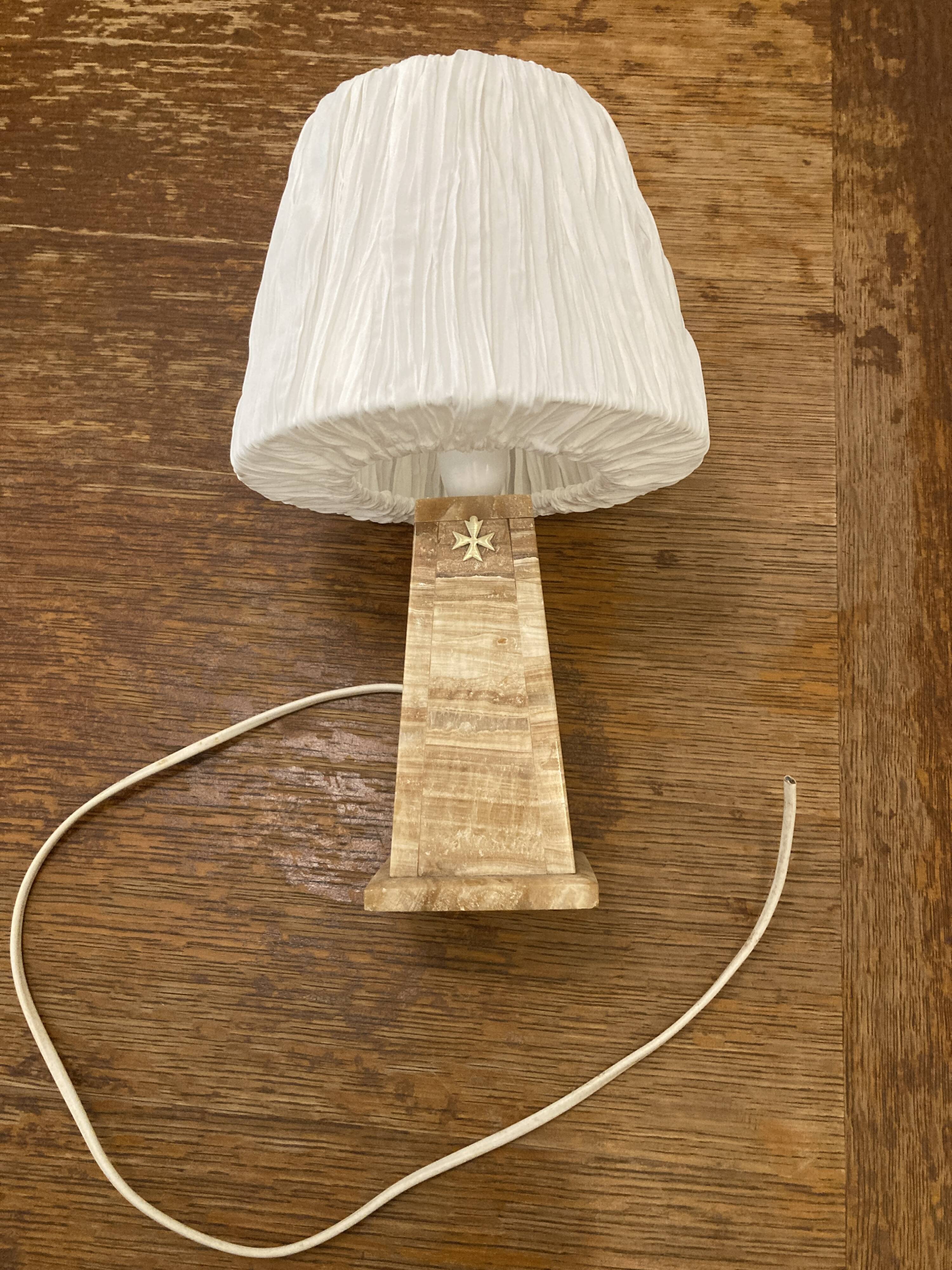 Modernist Table Lamp in Honey Onyx and Golden Maltese Cross - 1970s