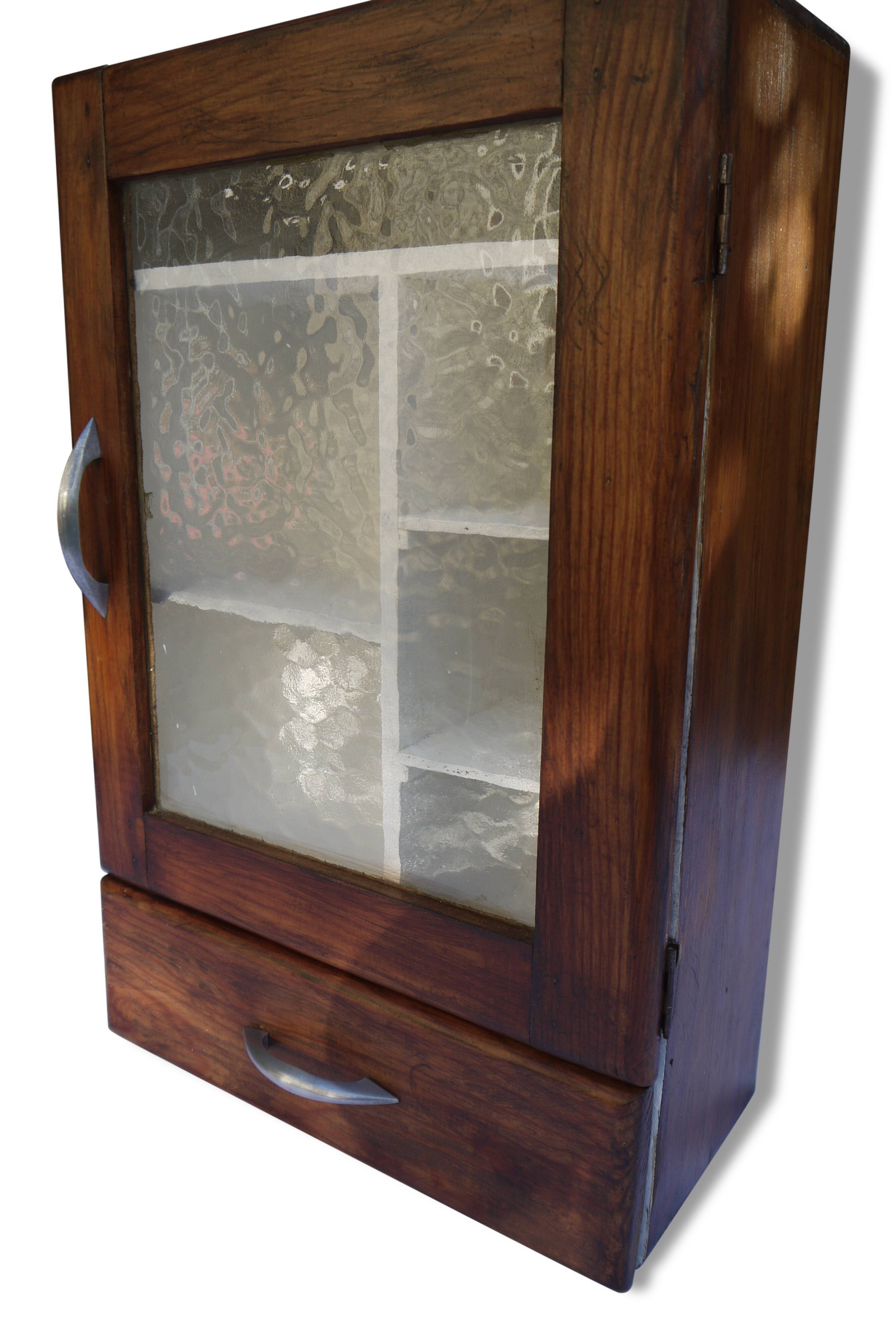 Petite armoire de toilette ou à pharmacie ,ancienne ,en bois Selency
