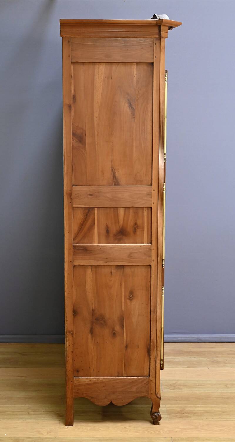 Nantaise Cherrywood Wardrobe, Louis XV Style – Part 1 of the 19th Century