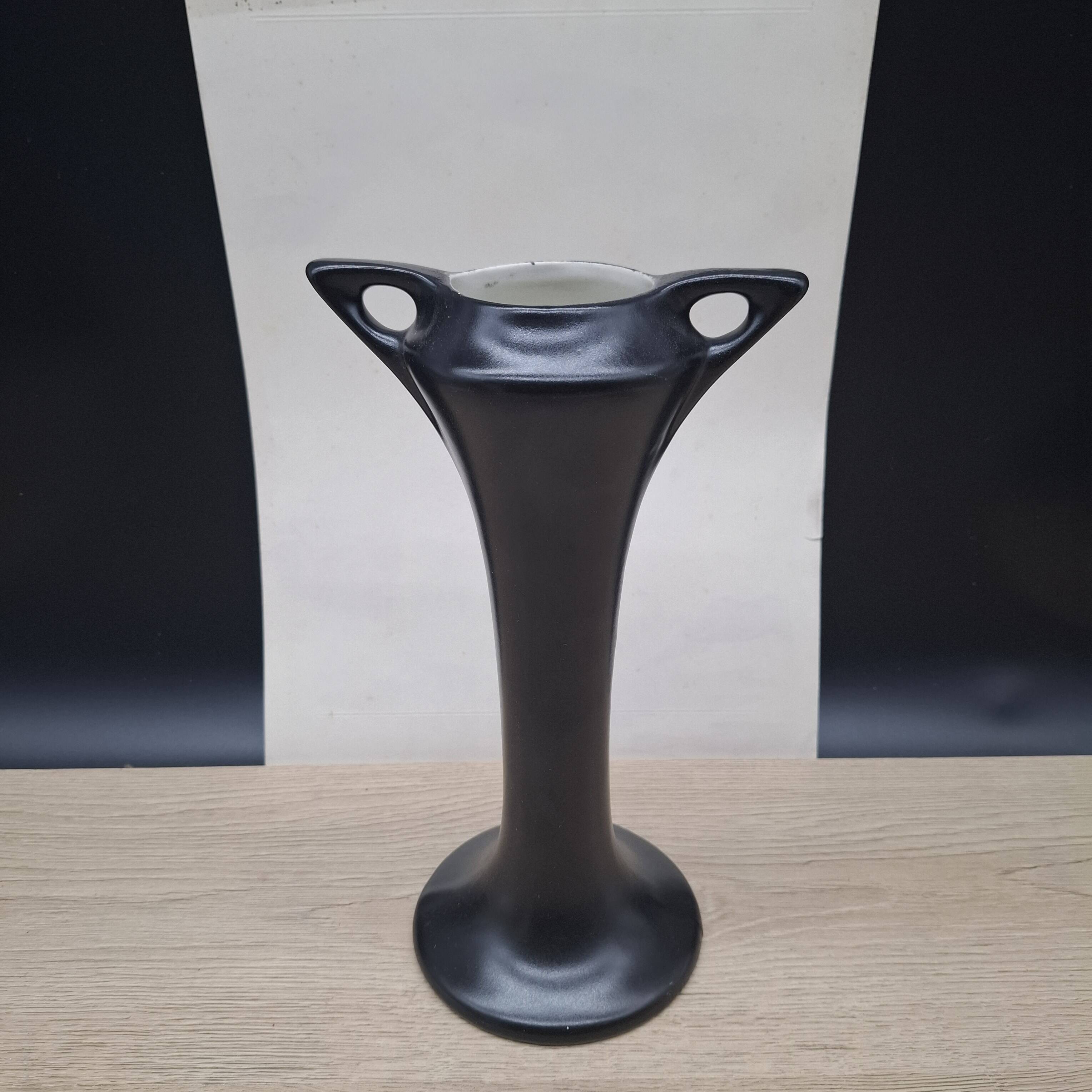 Black ceramic vase 1696