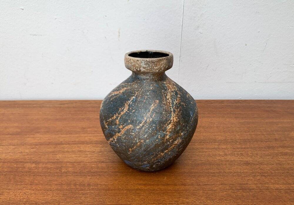 Brutalist vase from the Mid-Century Pottery Studio by Gerhard Liebenthron, Germany, 1970s.
