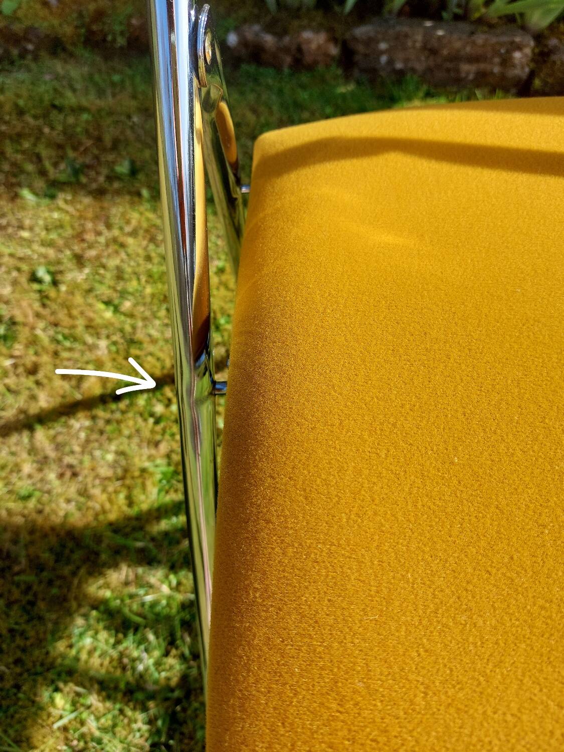 Chaises pliantes vintage en velours et métal chromé