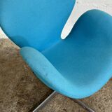 Paire de fauteuils Swan Vintage
