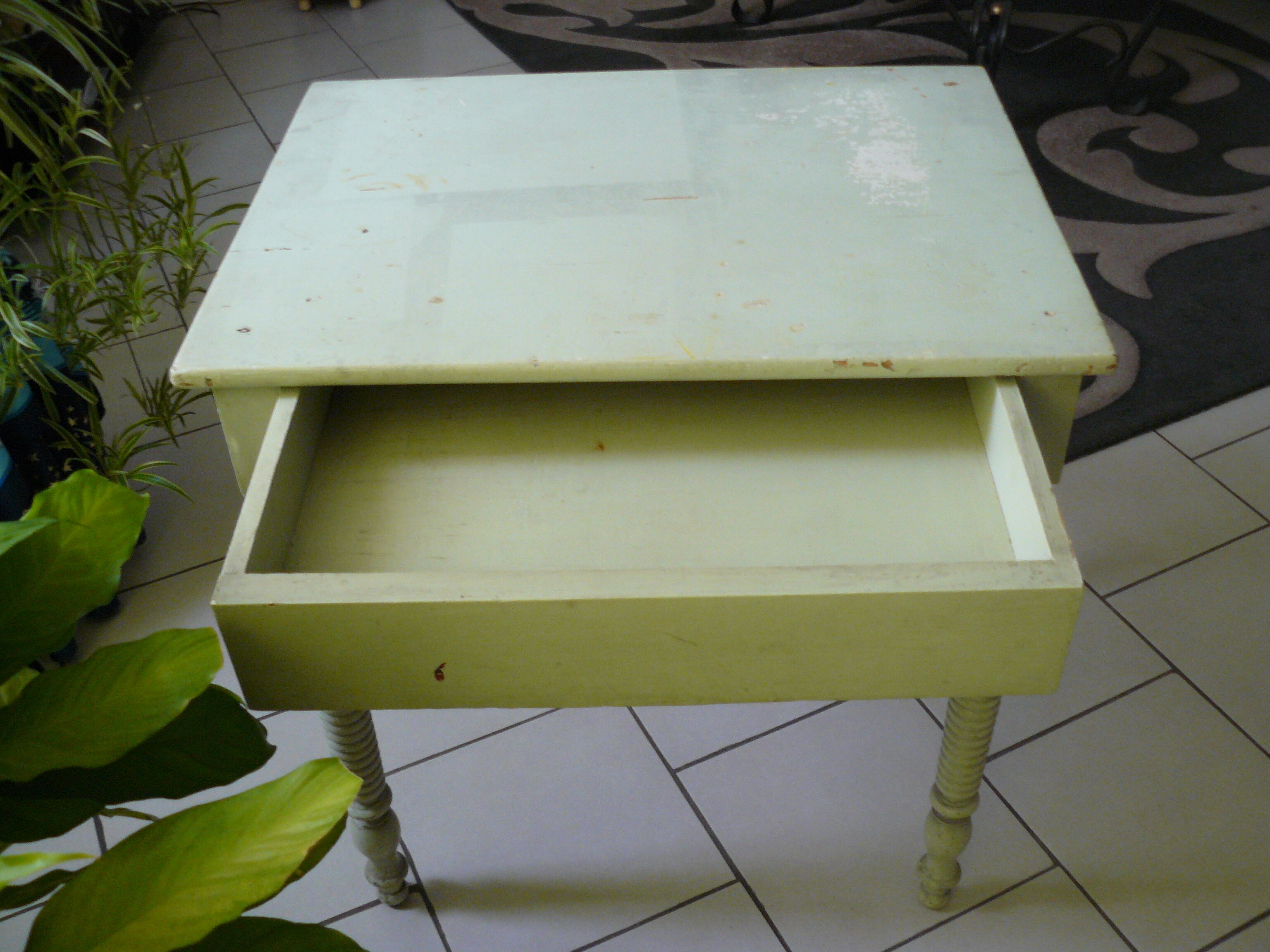 Table appoint