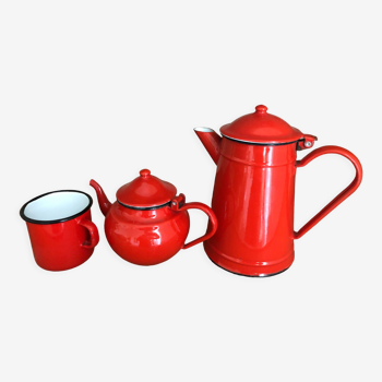 Vintage enamel teapot coffee maker set