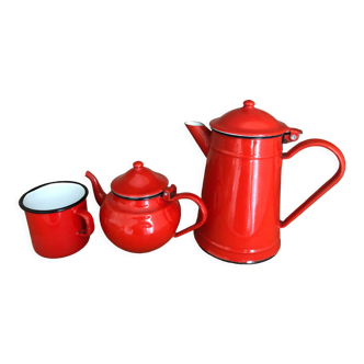 Vintage enamel coffee pot teapot cup set