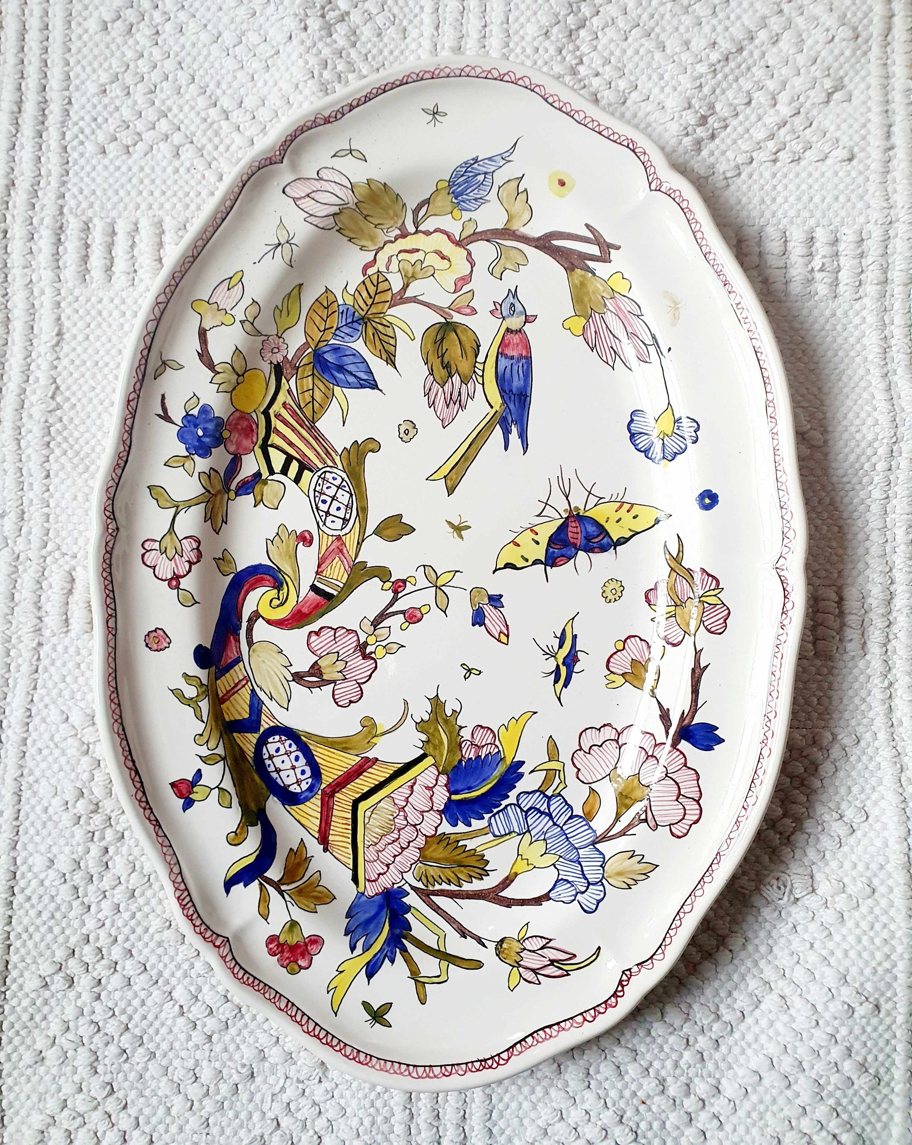Plat de service décoré