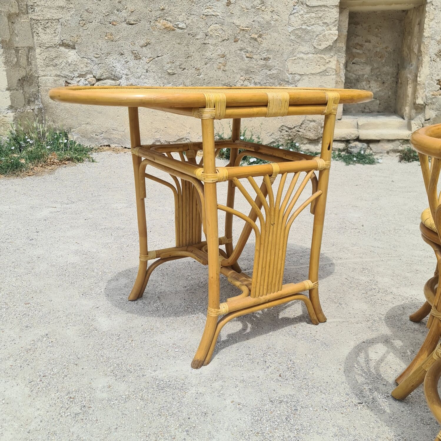 Table and chairs bistrot head to head rattan bamboo 1970