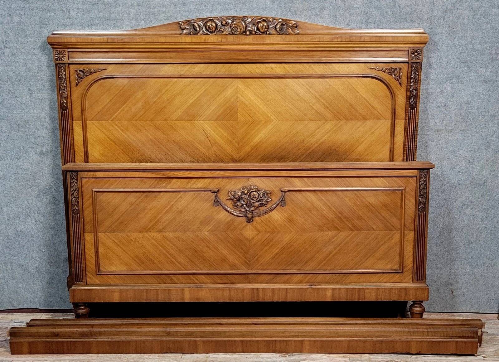 Art Deco period centre bed in marquetry circa 1930-1940