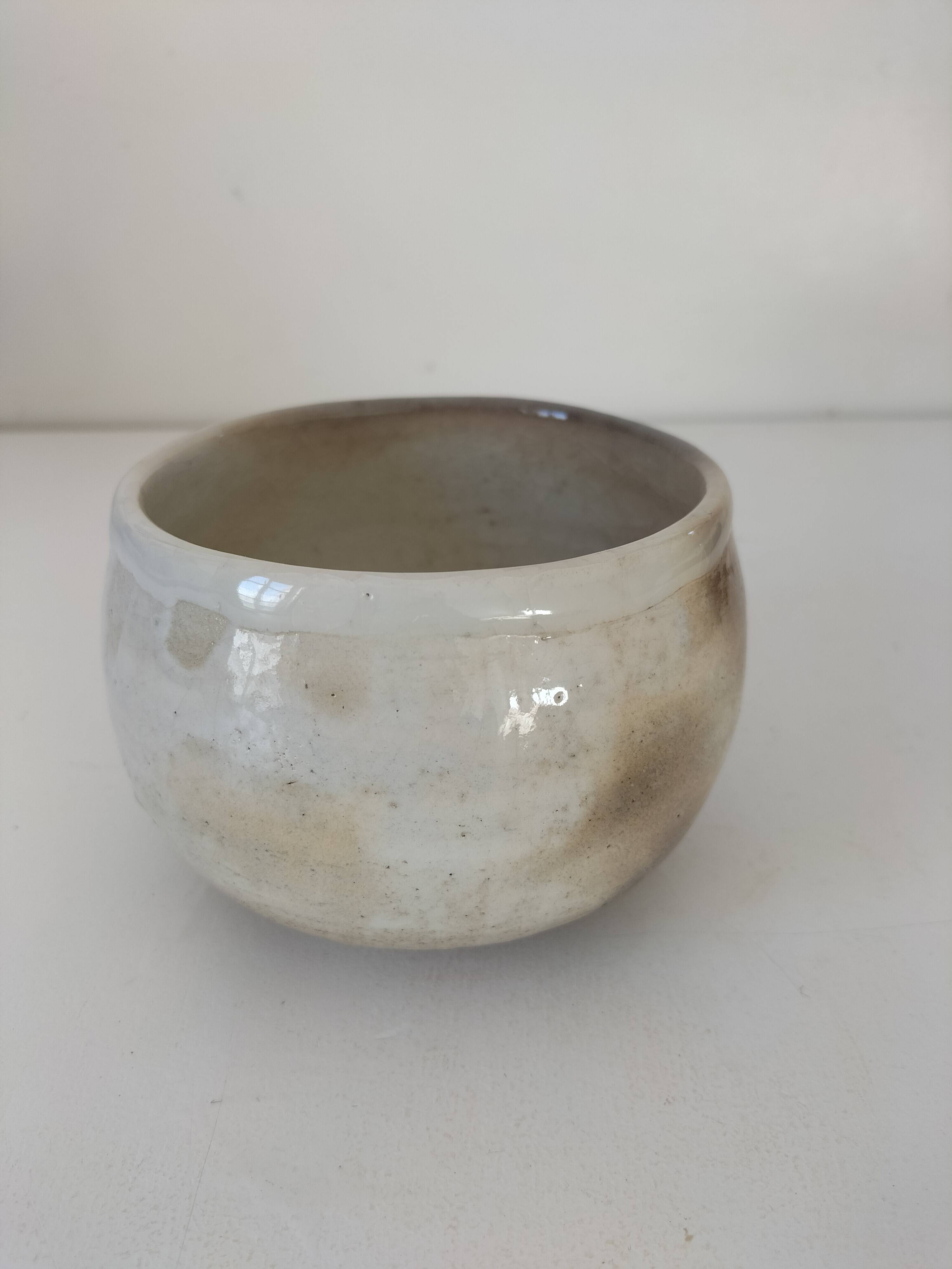 Signed handcrafted stoneware bowl – 70s wasi-sabi style