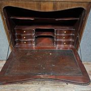 Louis XV period secretary in marquetry and veneer, 18th century.