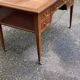 Bureau Louis XVI en bois  et cuir du 19ème