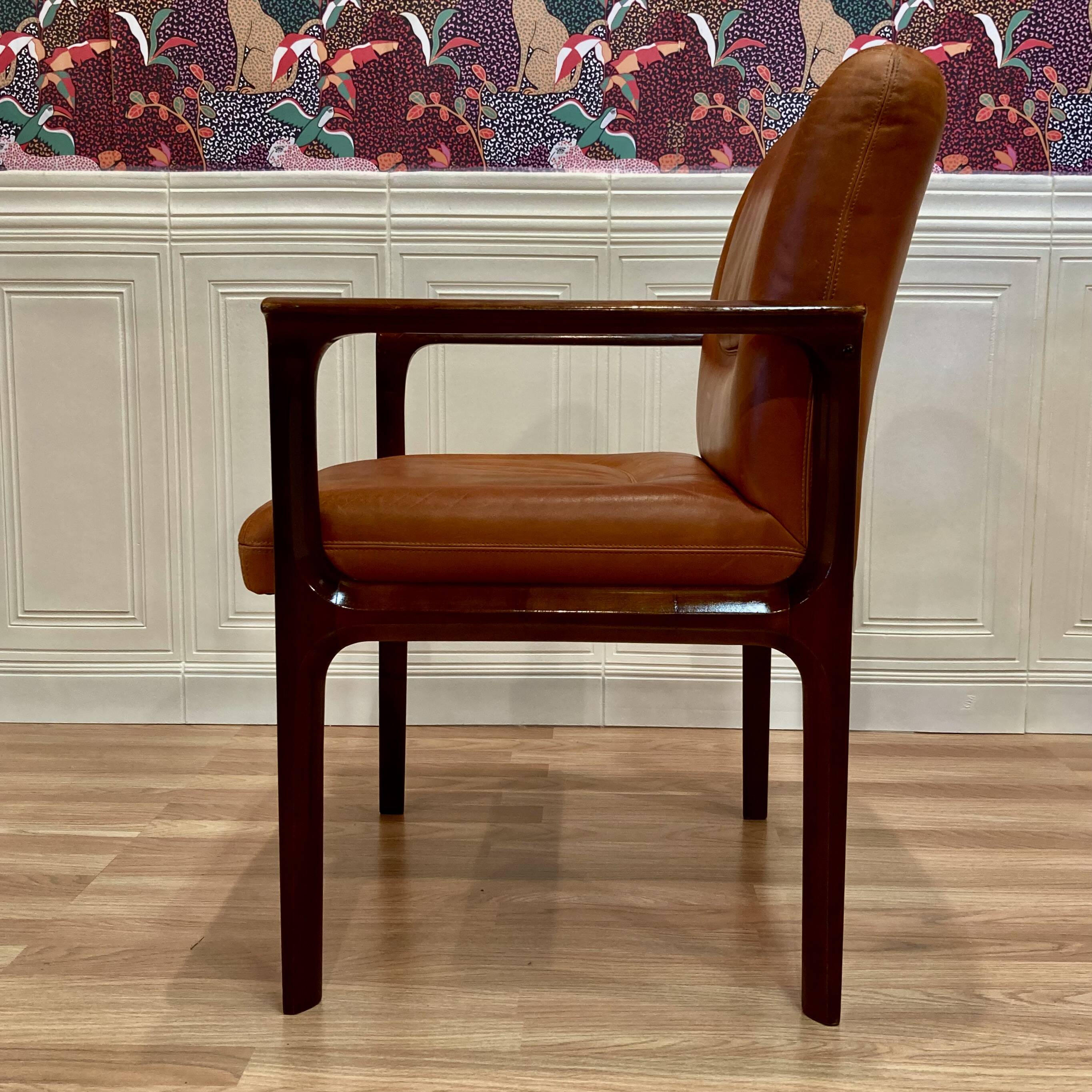 Set of 5 leather chairs "1960 design".